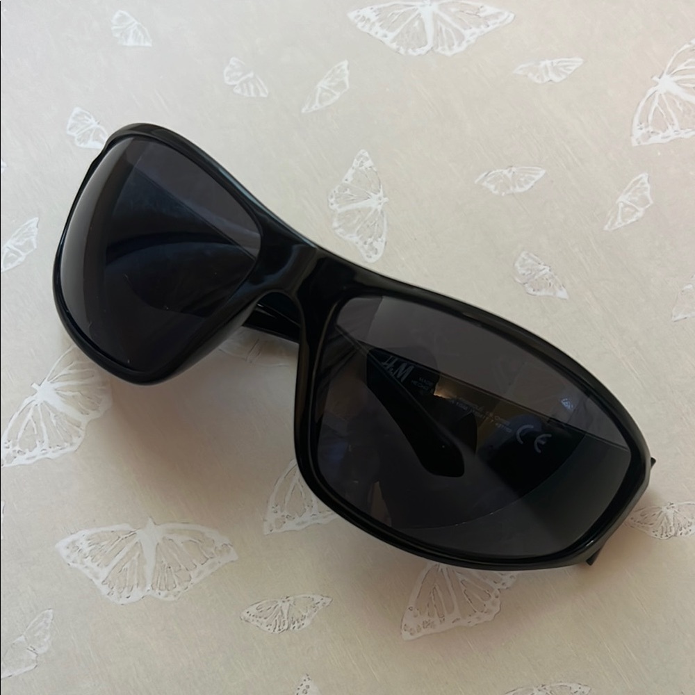 H&M Black Sunglasses for Women